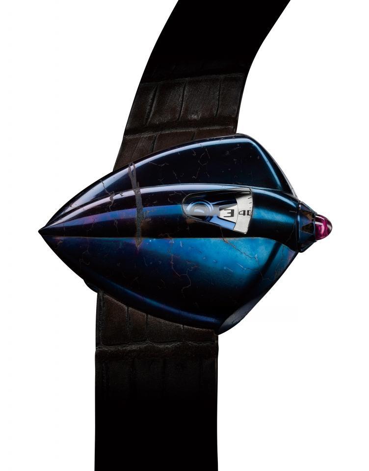 DE BETHUNE （Dream Watch Météorite）