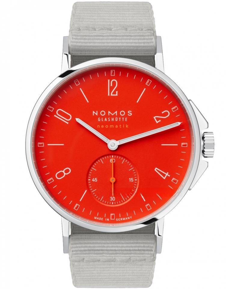 NOMOS 563
