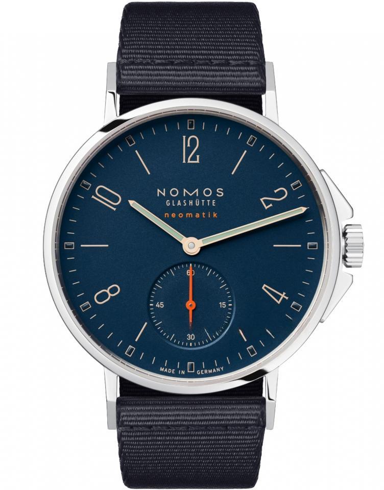 NOMOS 561