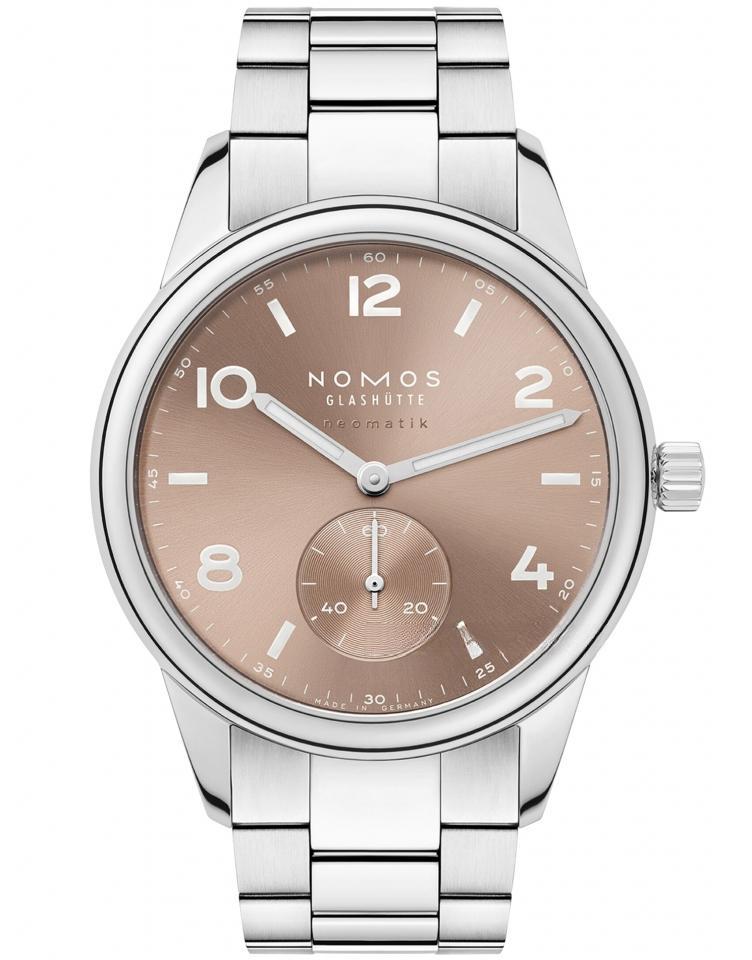 NOMOS 761